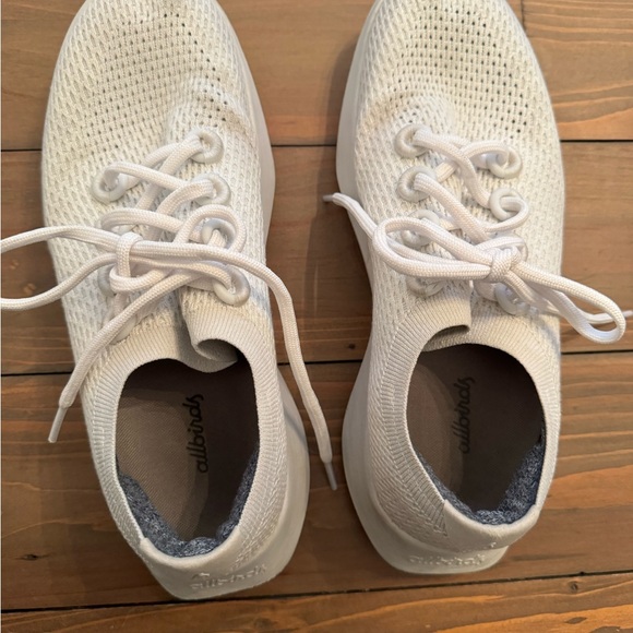 Allbirds Tree Dasher Size 9 - Picture 4 of 7